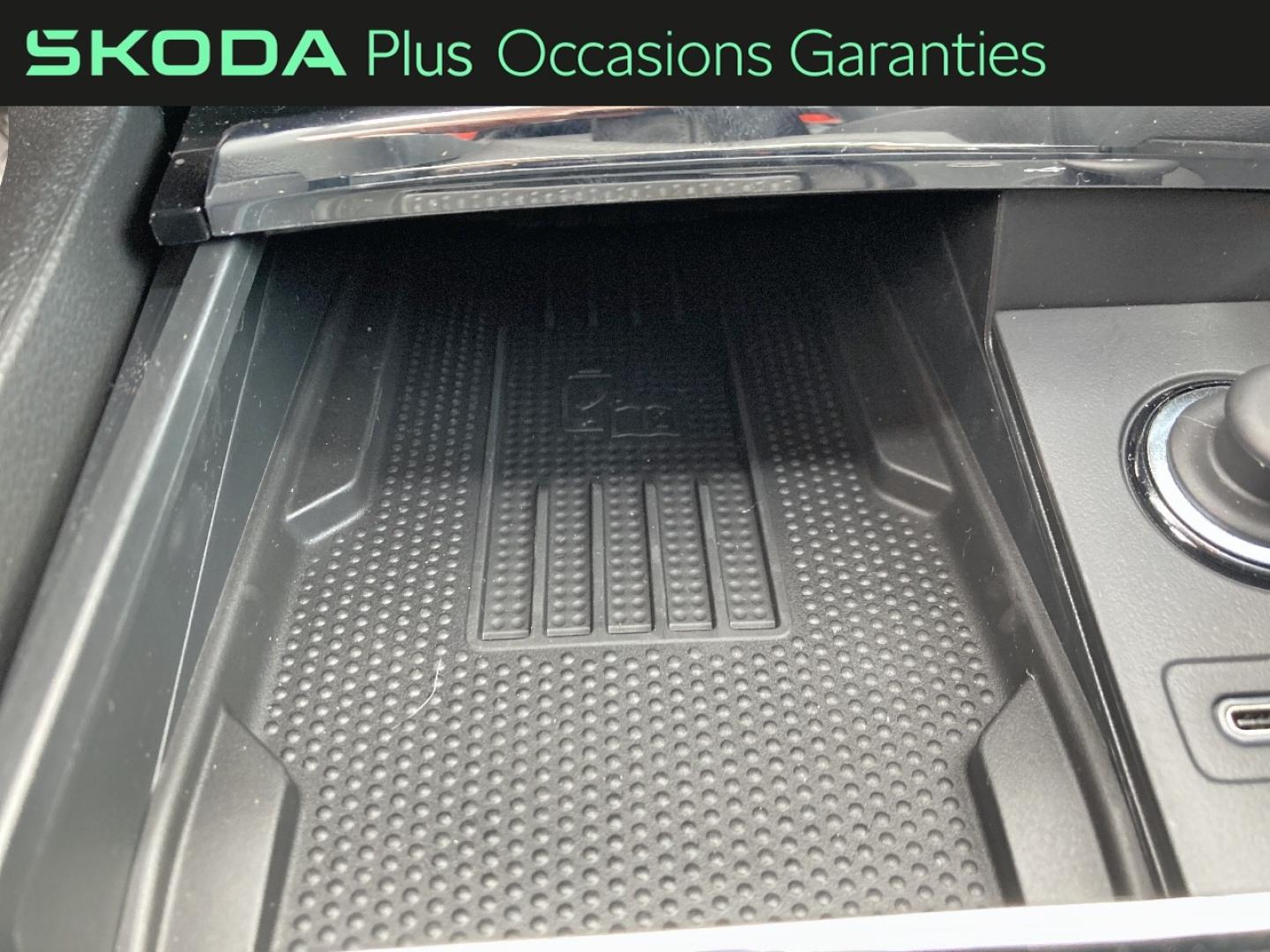 Voitures occasions ŠKODA KAROQ Selection Rivery