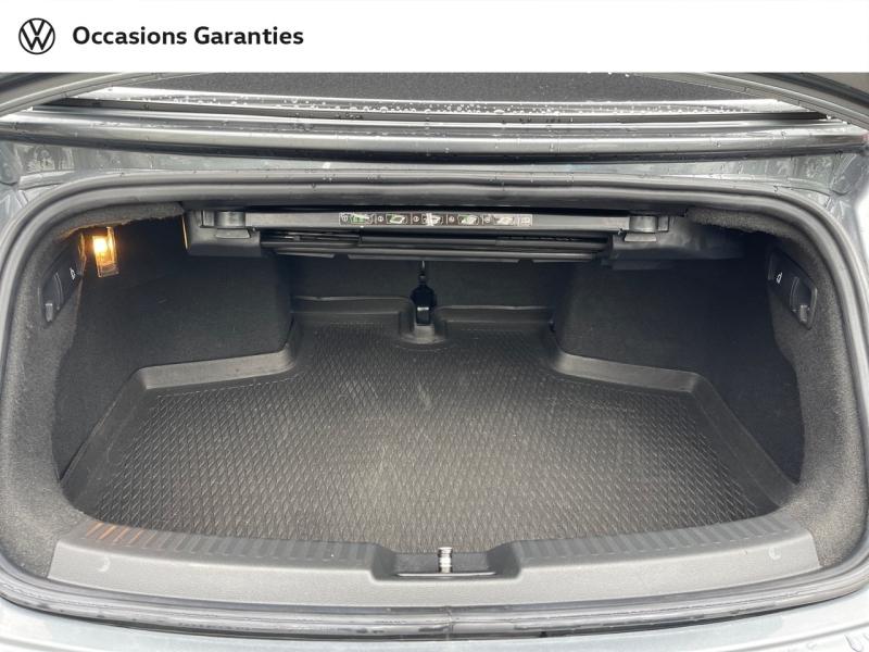 Voitures occasions VOLKSWAGEN Coccinelle Cabriolet Couture Exclusive Rivery