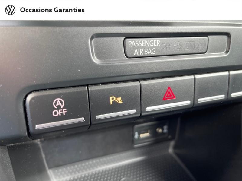 Voitures occasions VOLKSWAGEN Coccinelle Cabriolet Couture Exclusive Rivery