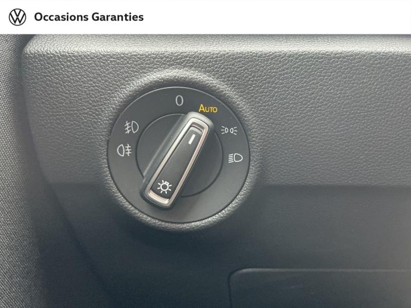 Voitures occasions VOLKSWAGEN T-ROC Active Rivery