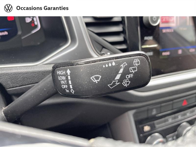Voitures occasions VOLKSWAGEN T-ROC Active Rivery