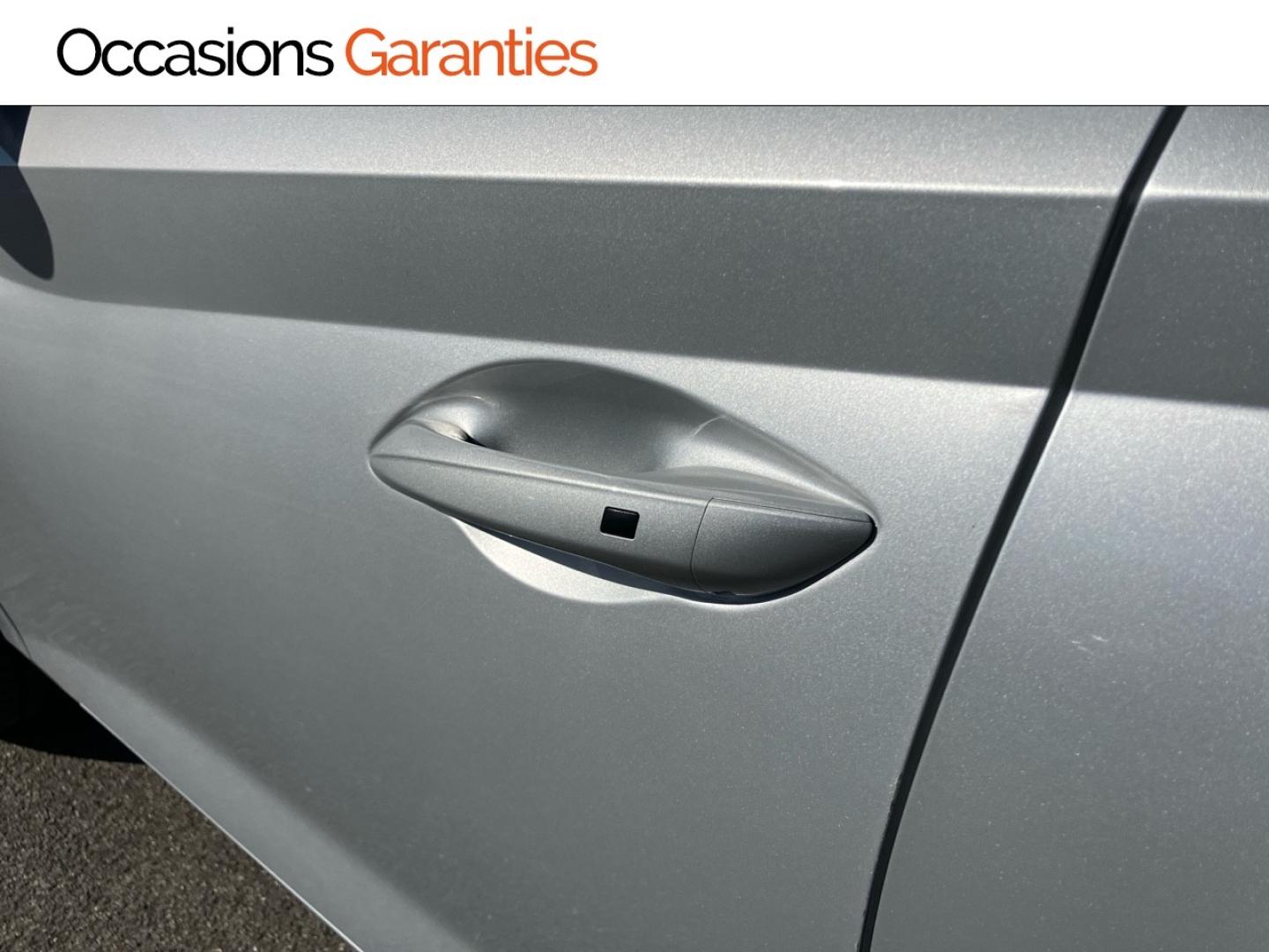 Voitures occasions HYUNDAI i20 Executive Rivery