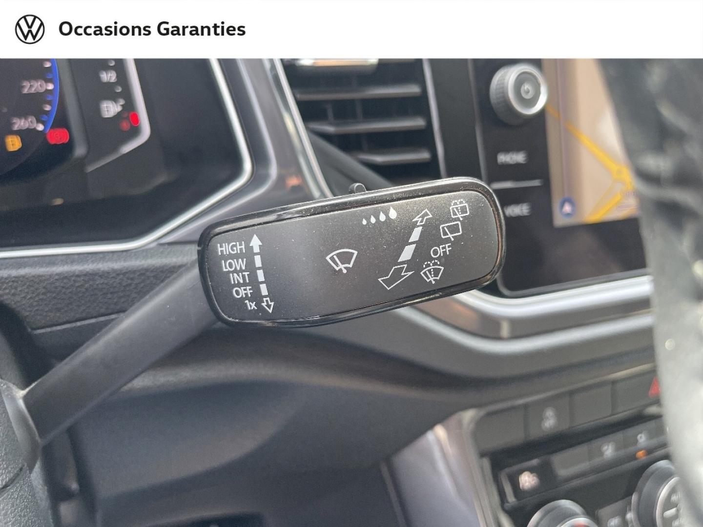 Voitures occasions VOLKSWAGEN T-ROC Carat Hazebrouck