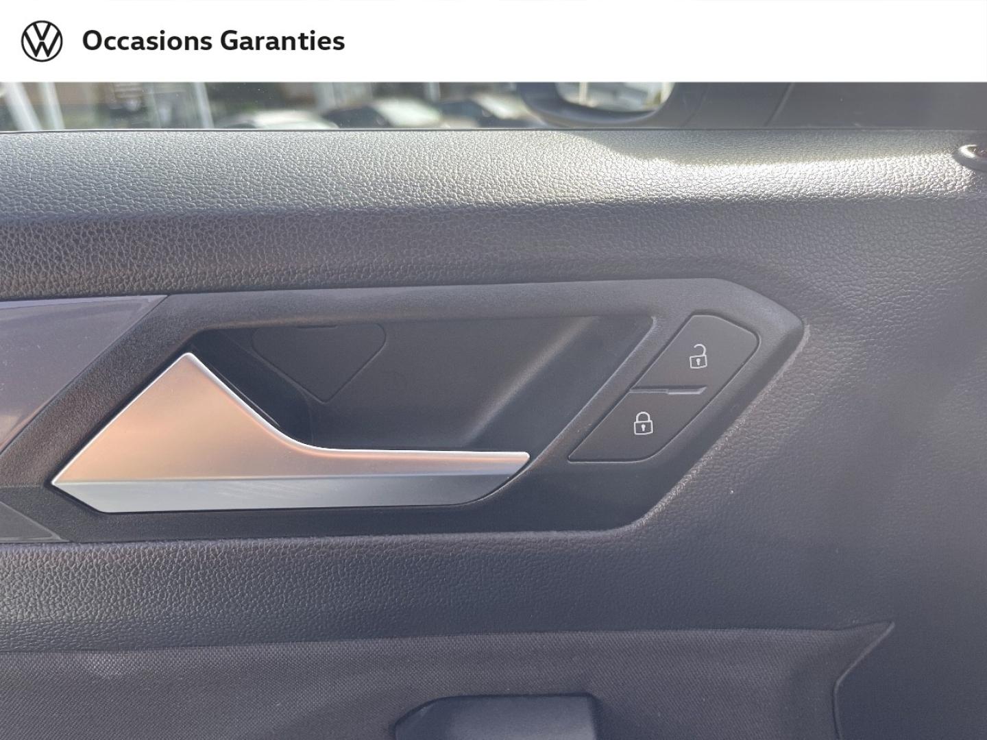 Voitures occasions VOLKSWAGEN T-ROC Carat Rivery