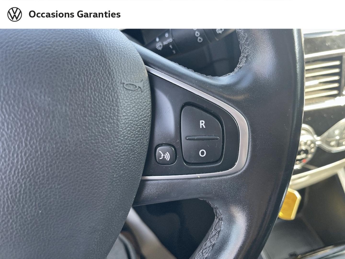 Voitures occasions RENAULT CLIO Intens Rivery