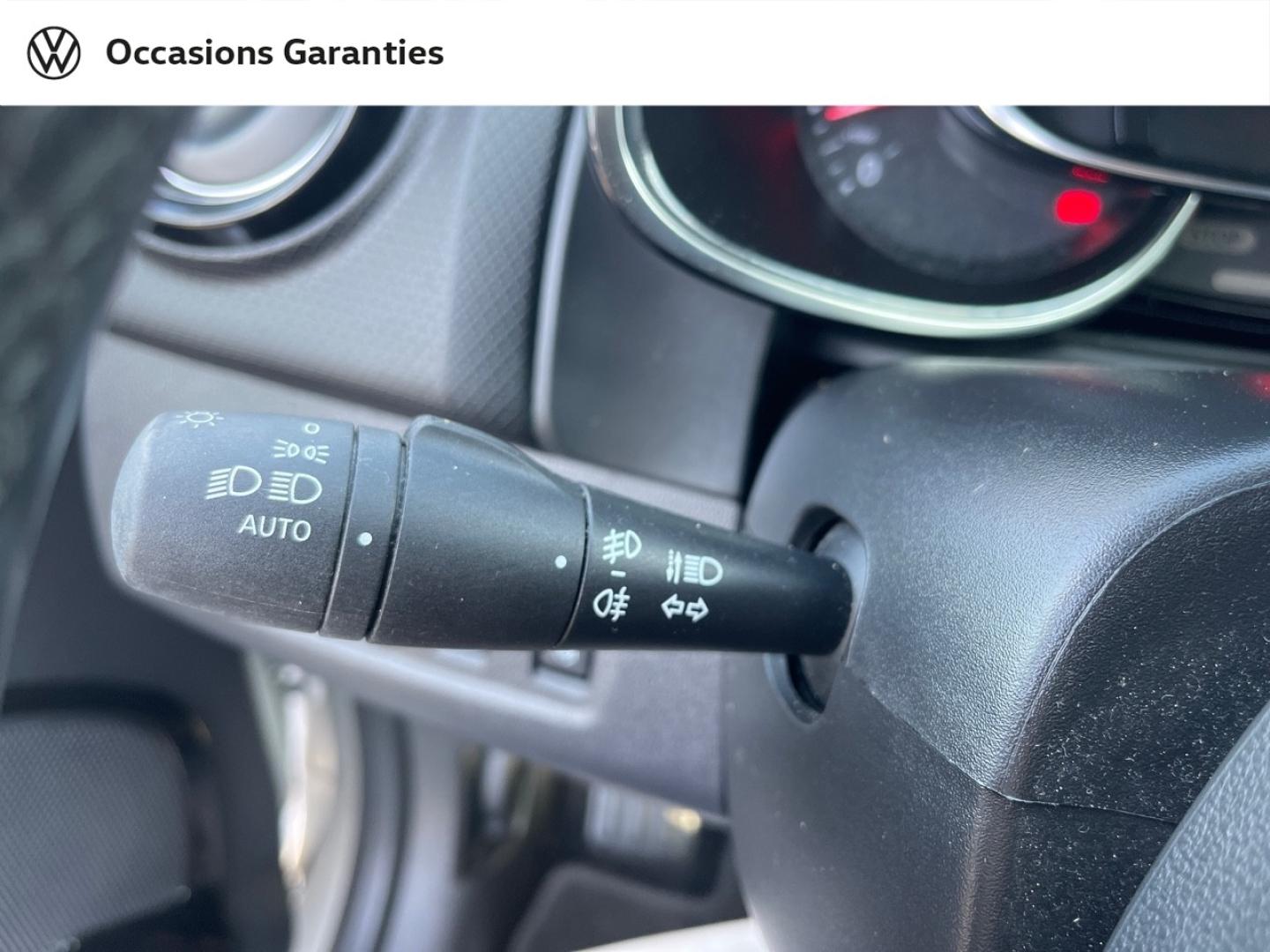 Voitures occasions RENAULT CLIO Intens Rivery
