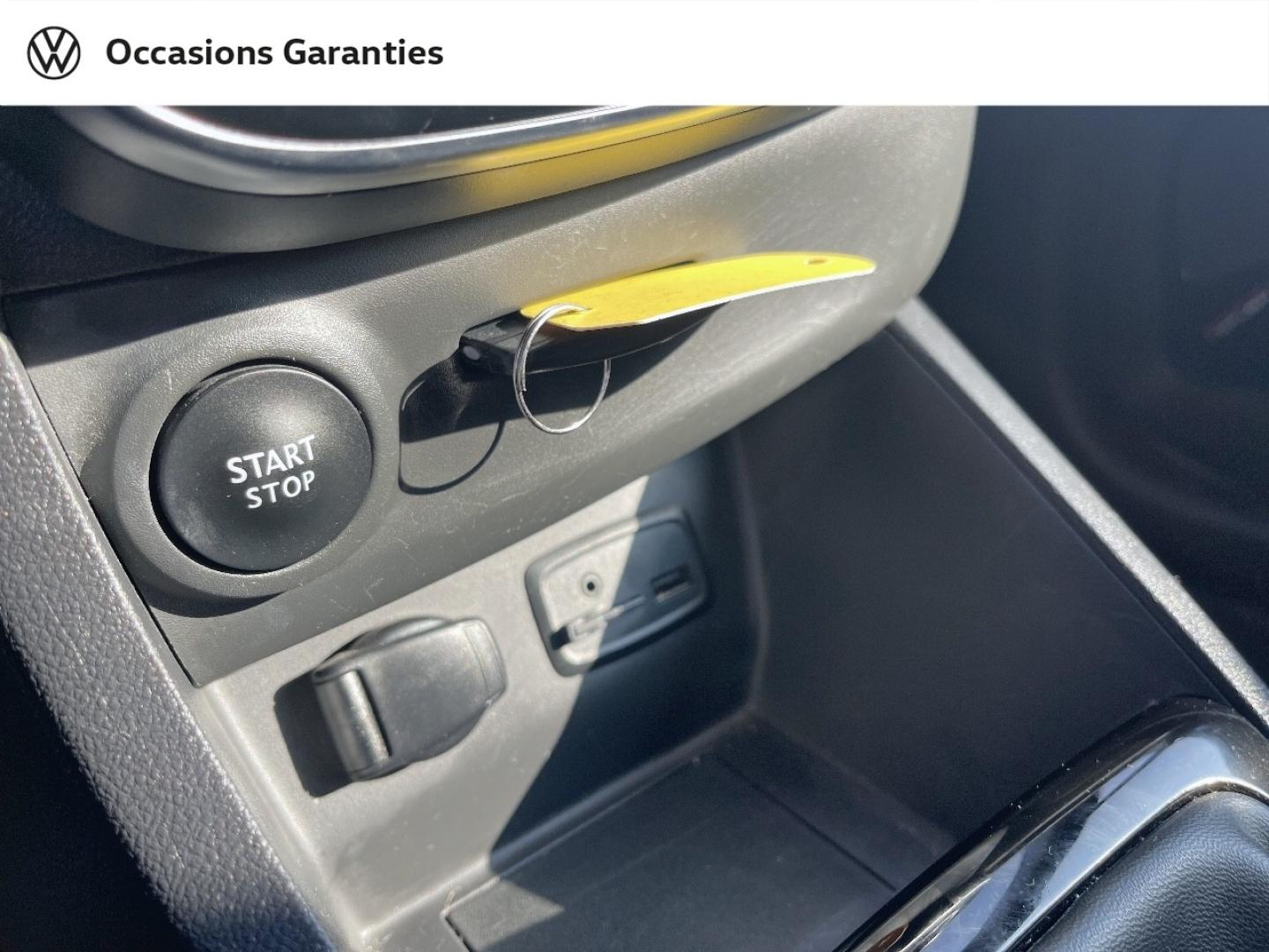 Voitures occasions RENAULT CLIO Intens Rivery