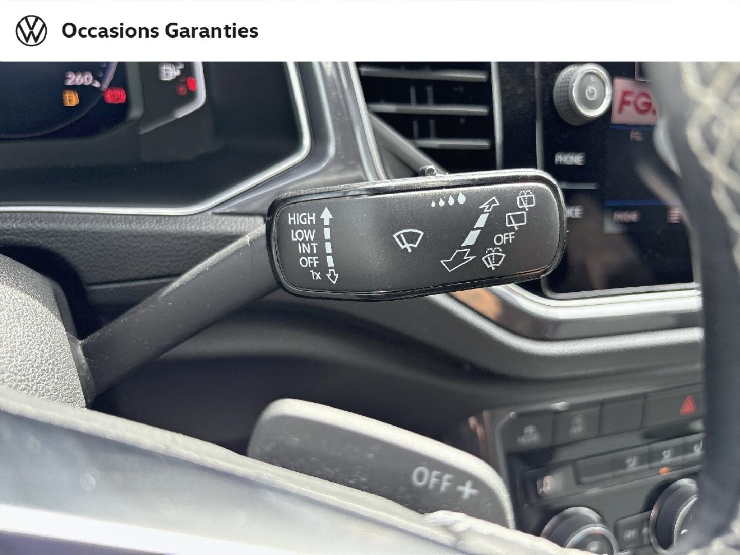 Voitures occasions VOLKSWAGEN T-ROC R-Line Rivery