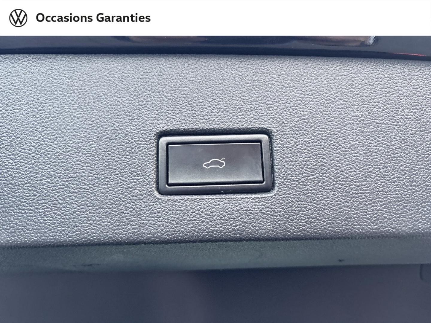 Voitures occasions VOLKSWAGEN T-ROC Carat Rivery