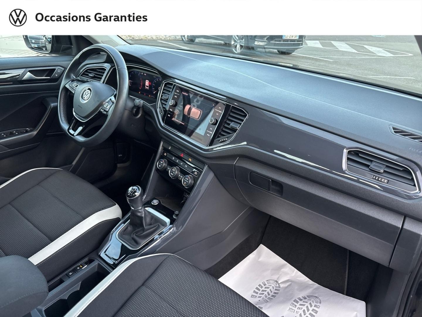 Voitures occasions VOLKSWAGEN T-ROC Carat Rivery