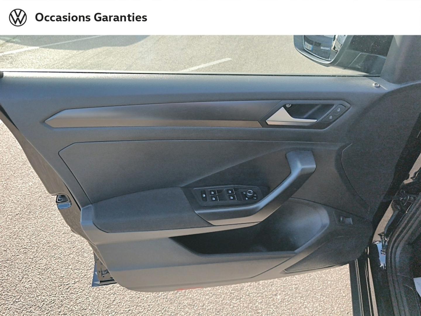 Voitures occasions VOLKSWAGEN T-ROC Lounge Rivery