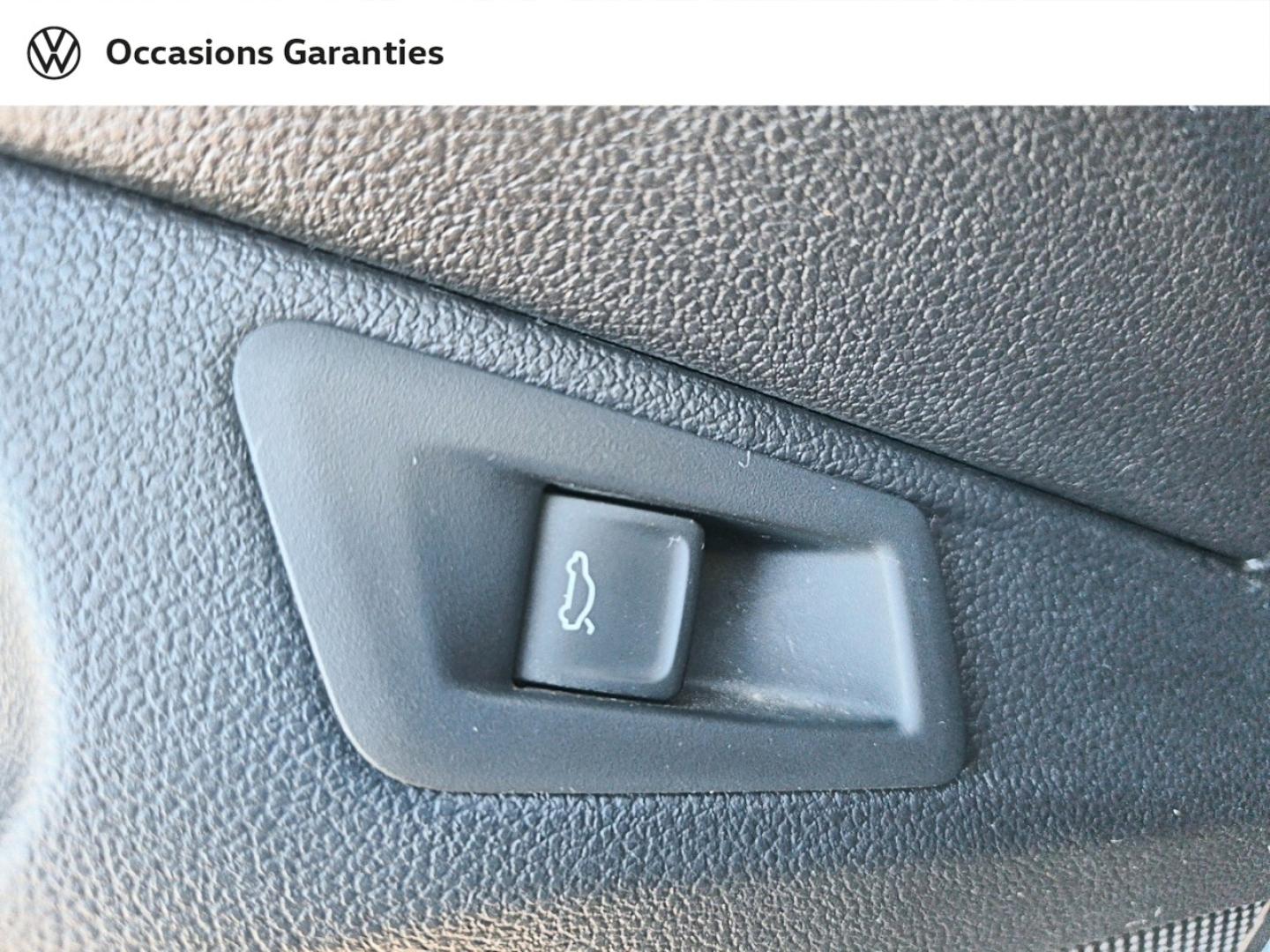 Voitures occasions VOLKSWAGEN T-ROC Lounge Rivery