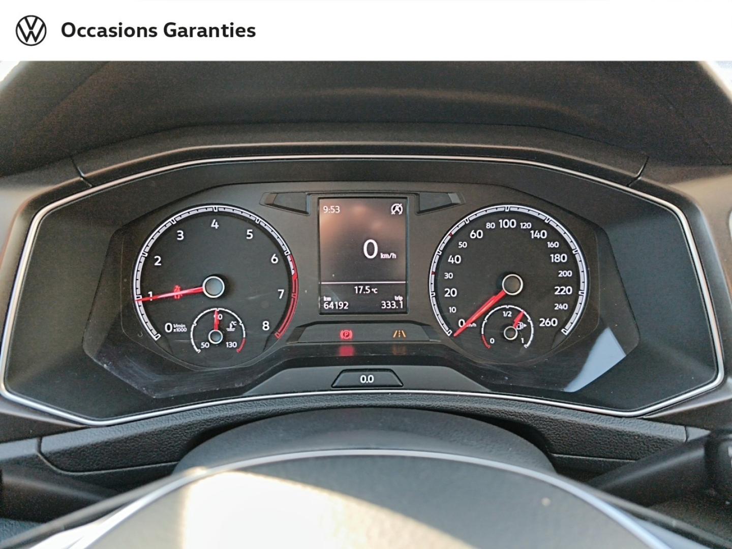 Voitures occasions VOLKSWAGEN T-ROC Lounge Rivery