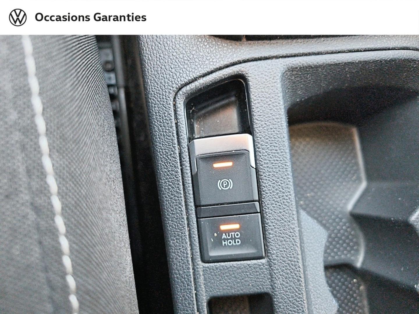 Voitures occasions VOLKSWAGEN T-ROC Lounge Rivery