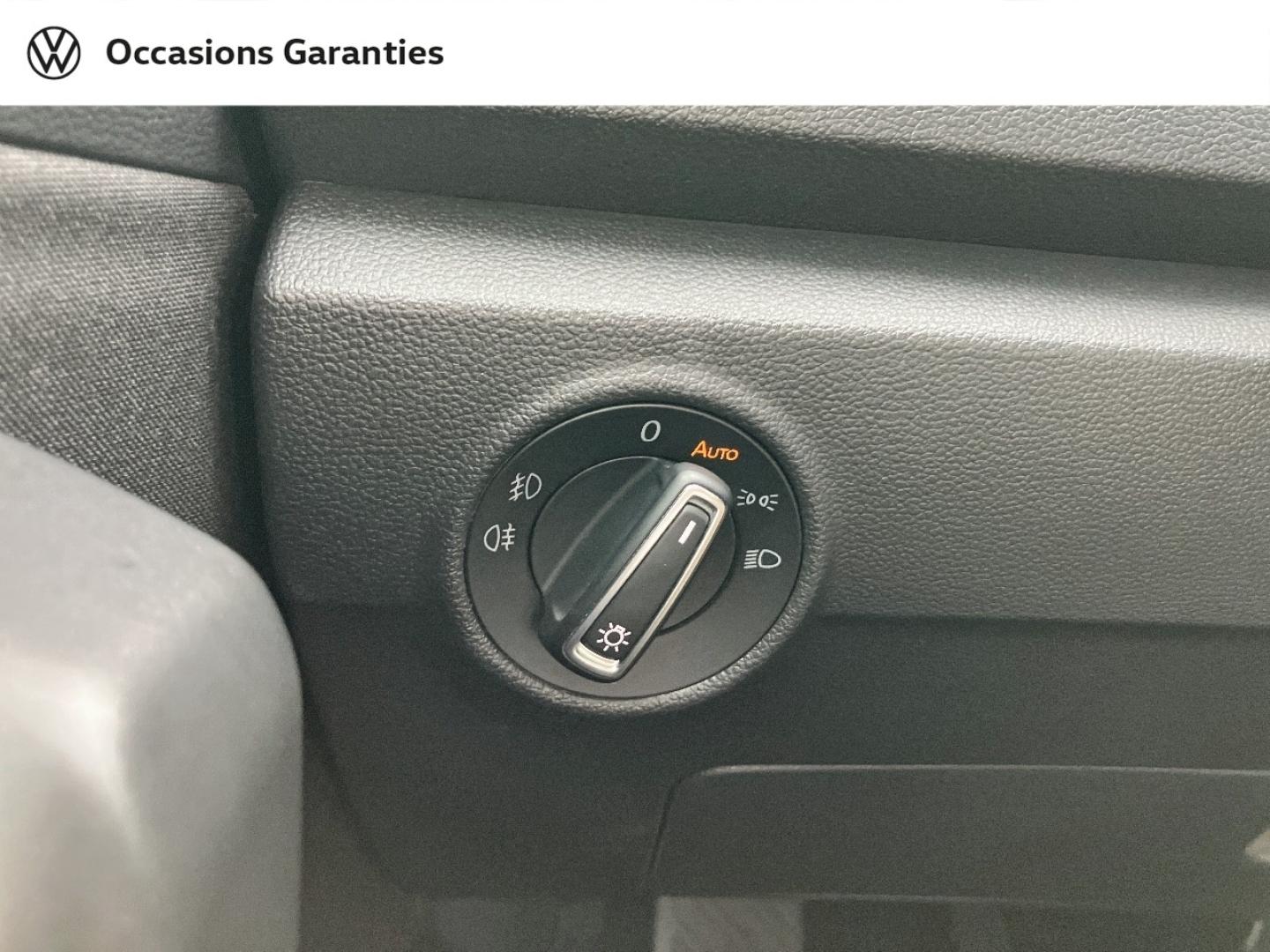 Voitures occasions VOLKSWAGEN T-ROC Lounge Rivery