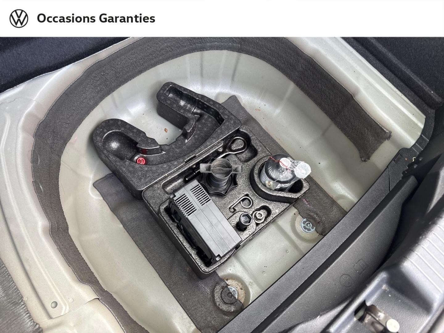 Voitures occasions VOLKSWAGEN T-CROSS Life Tech Rivery