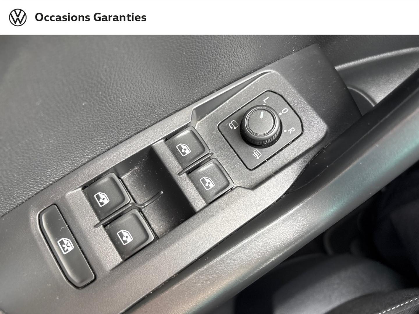 Voitures occasions VOLKSWAGEN T-CROSS Life Tech Rivery