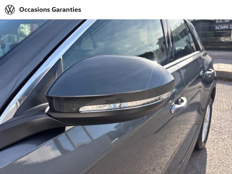 Voitures occasions VOLKSWAGEN T-ROC Life Plus Mougins