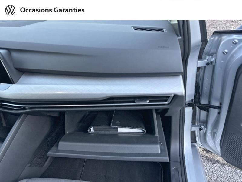 Voitures occasions VOLKSWAGEN GOLF Life Business Mougins