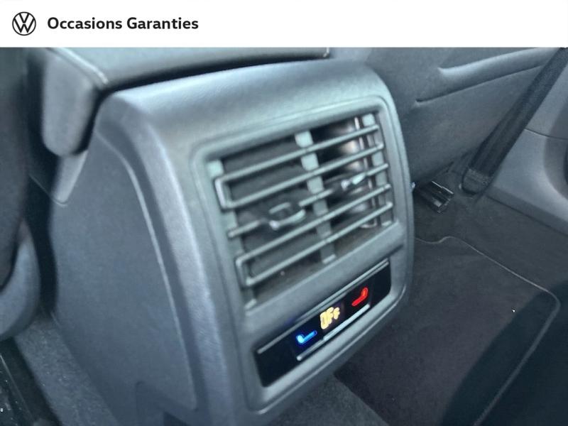 Voitures occasions VOLKSWAGEN GOLF Life Business Mougins