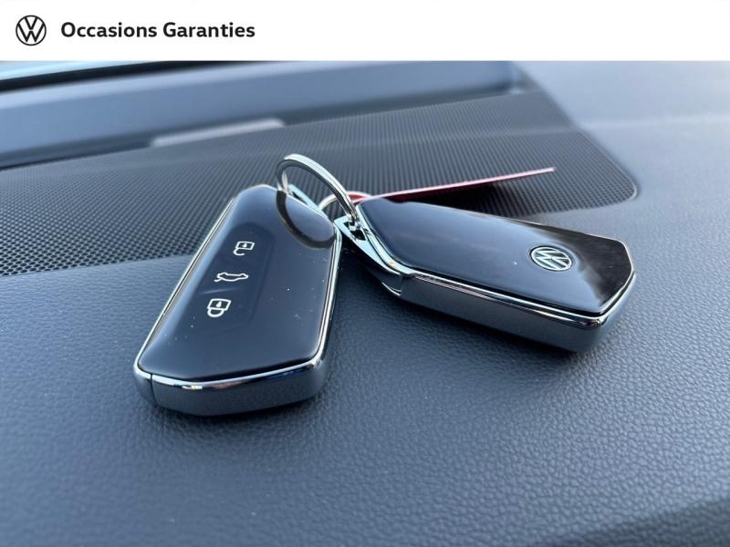 Voitures occasions VOLKSWAGEN GOLF Life Business Mougins