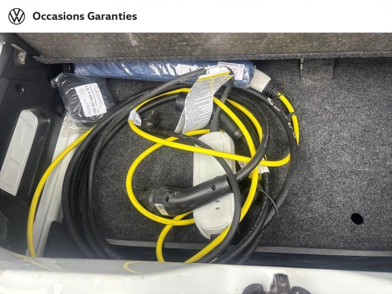 Voitures occasions VOLKSWAGEN e-up! Life Mougins