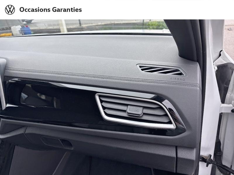 Voitures occasions VOLKSWAGEN T-ROC R-Line Mougins