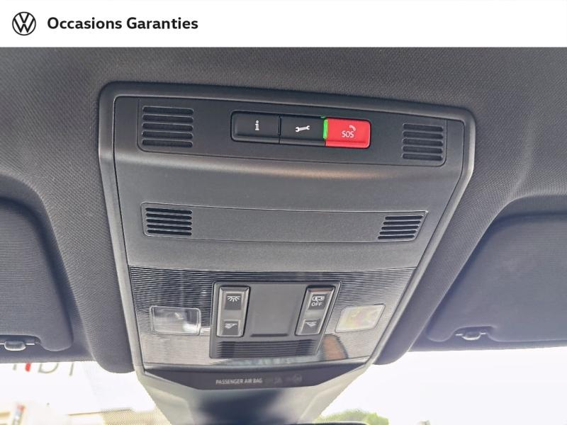 Voitures occasions VOLKSWAGEN T-ROC R-Line Mougins
