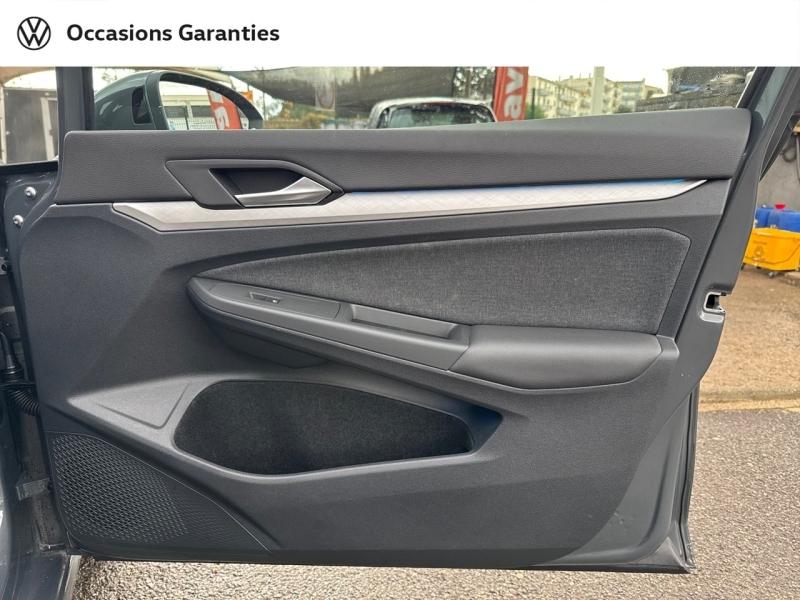 Voitures occasions VOLKSWAGEN GOLF Life Plus Mougins