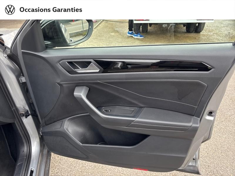 Voitures occasions VOLKSWAGEN T-ROC R-Line Mougins