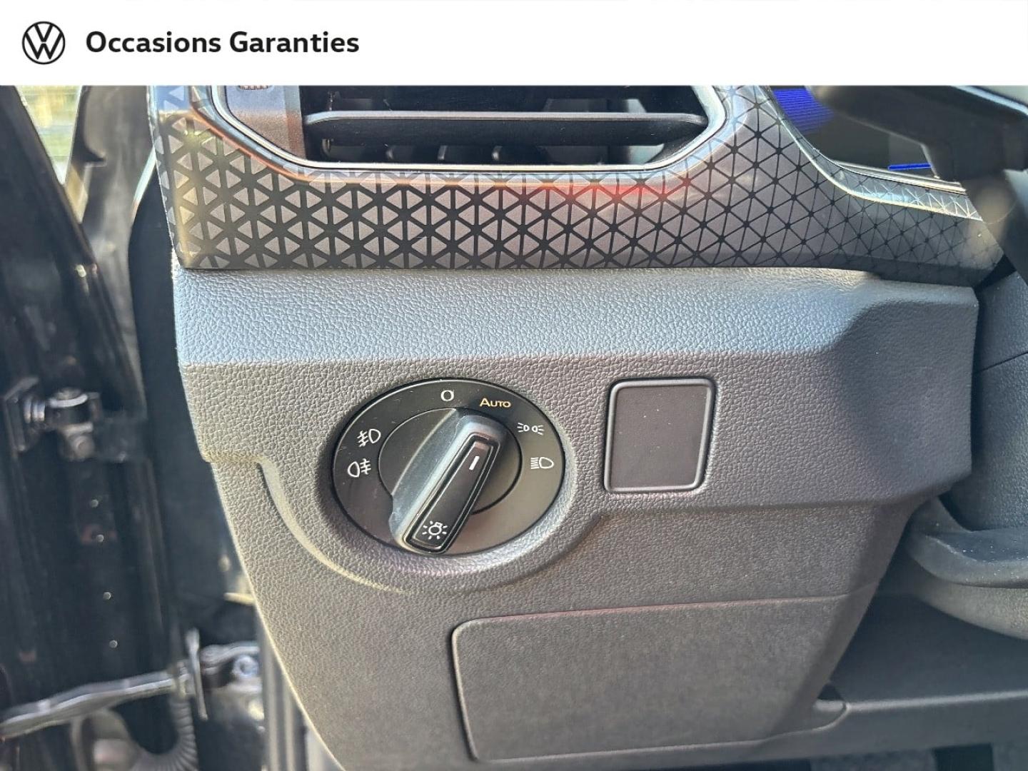 Voitures occasions VOLKSWAGEN T-CROSS R-Line Tech Mougins