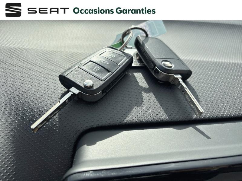 Voitures occasions SEAT ARONA Reference Mougins