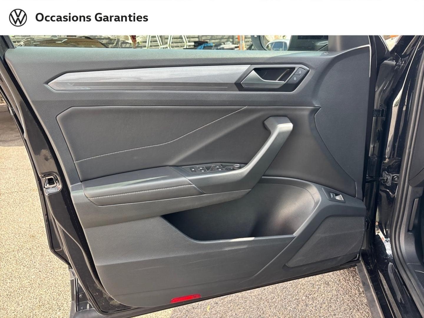 Voitures occasions VOLKSWAGEN T-ROC Style Exclusive Mougins