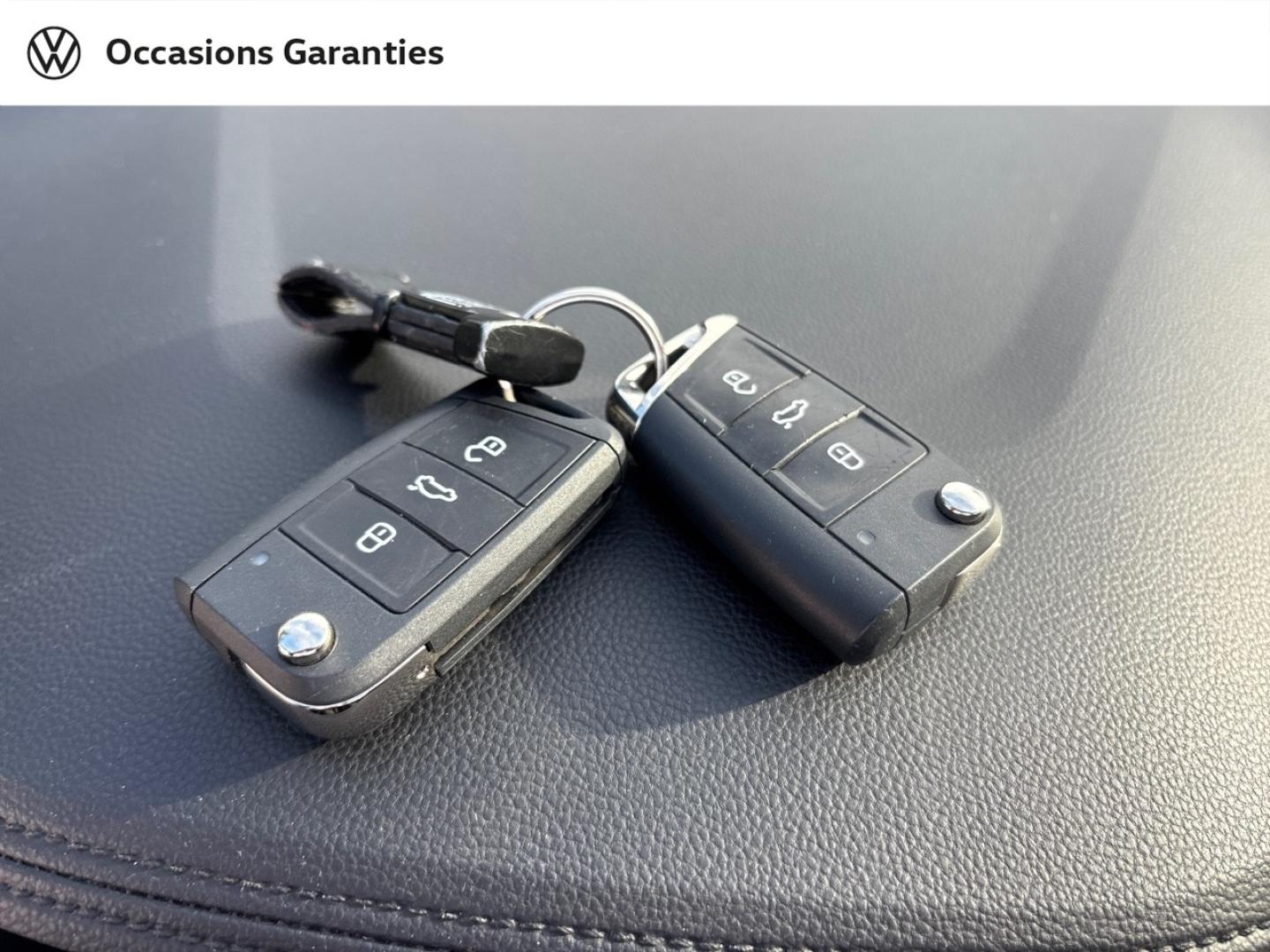 Voitures occasions VOLKSWAGEN T-Roc Cabriolet R-Line Mougins