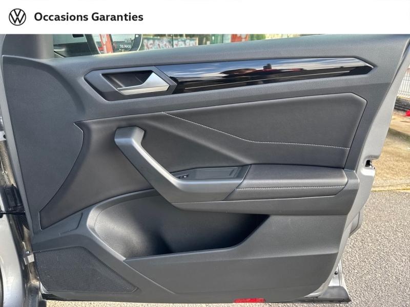 Voitures occasions VOLKSWAGEN T-ROC R-Line Mougins