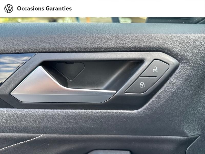 Voitures occasions VOLKSWAGEN T-ROC R-Line Mougins