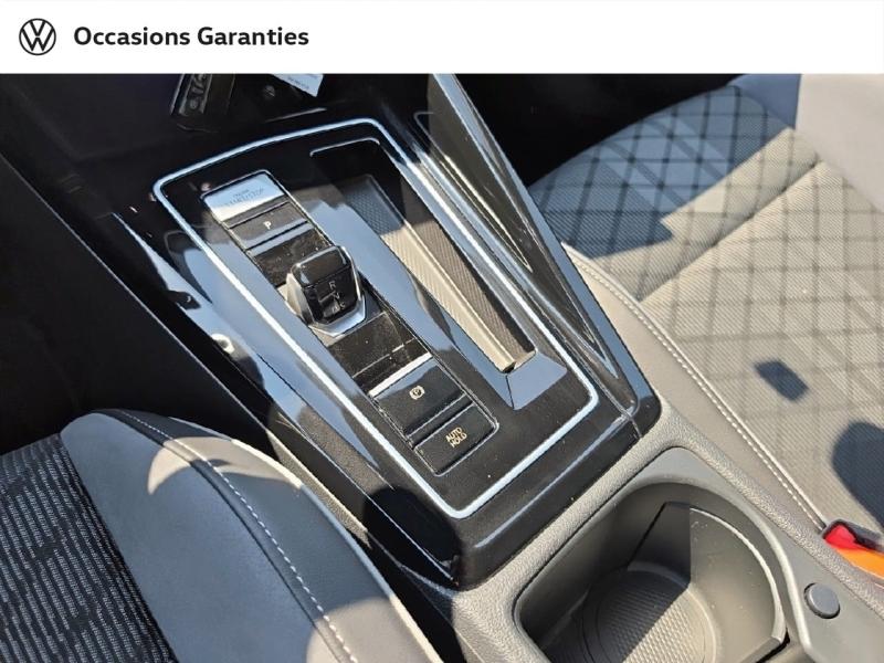 Voitures occasions VOLKSWAGEN GOLF R-Line Mougins
