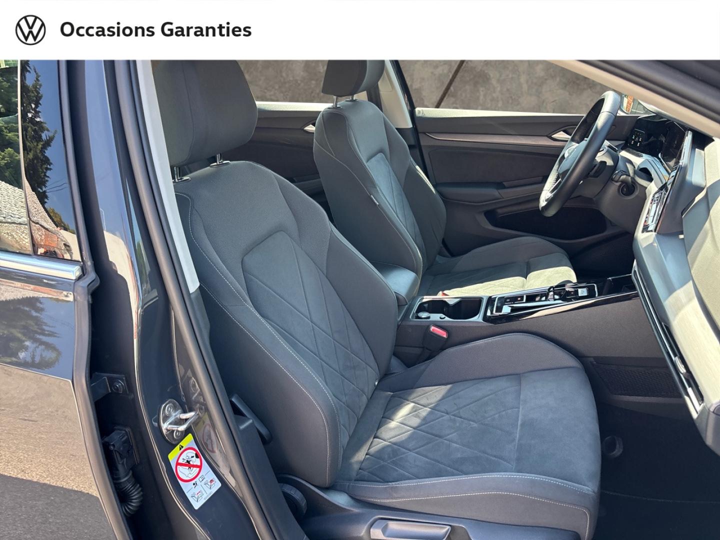 Voitures occasions VOLKSWAGEN GOLF Style Mougins