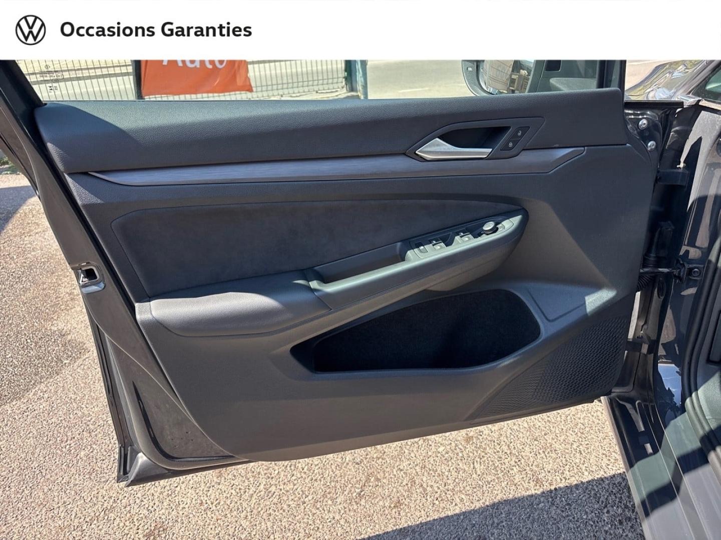 Voitures occasions VOLKSWAGEN GOLF Style Mougins