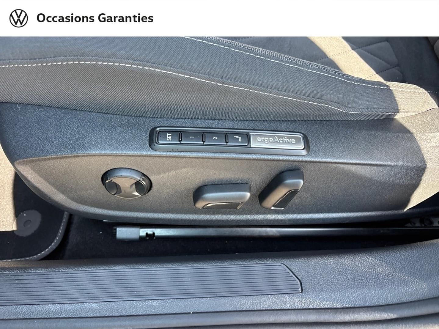 Voitures occasions VOLKSWAGEN GOLF Style Mougins