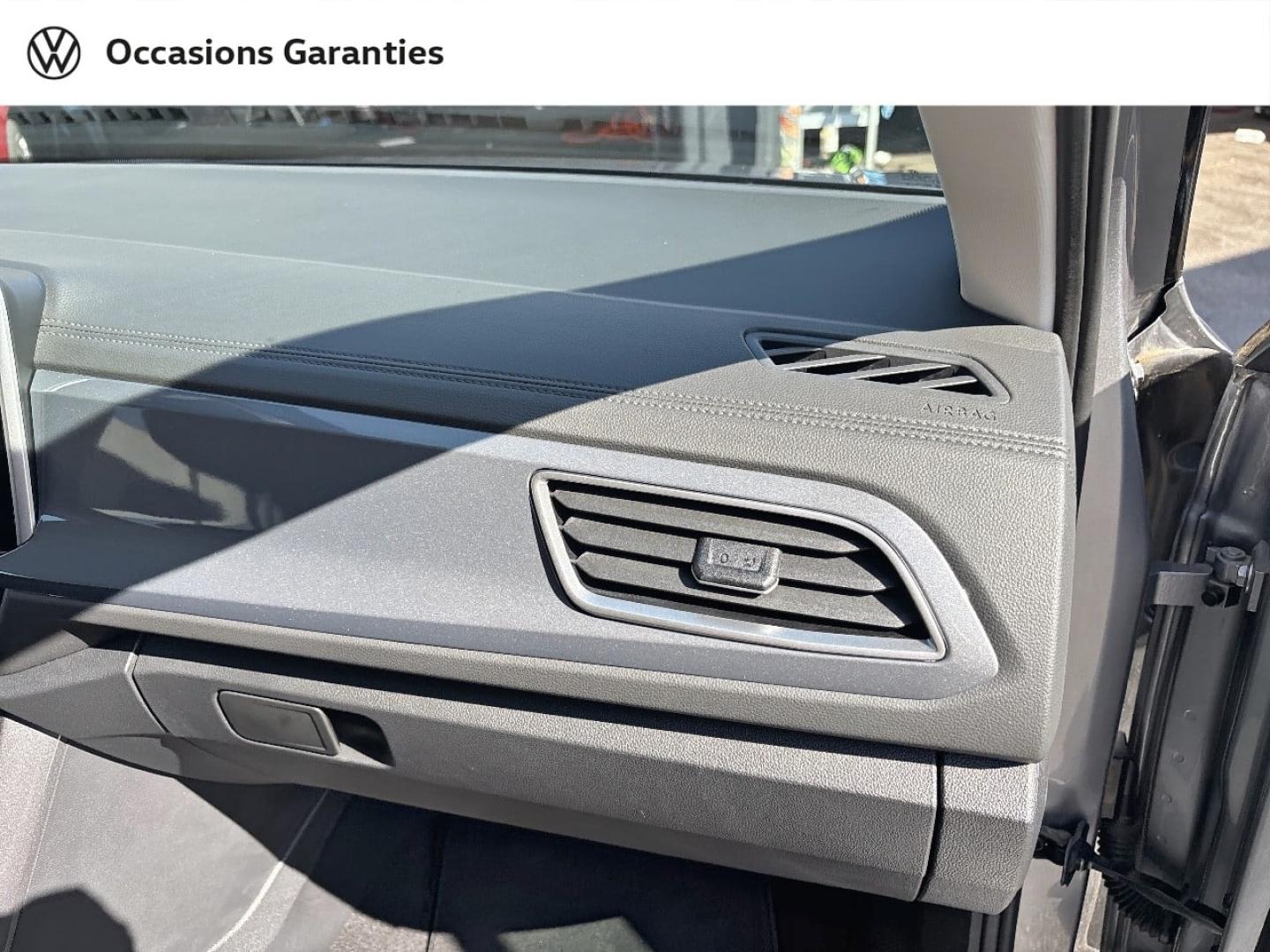 Voitures occasions VOLKSWAGEN T-ROC Style Mougins