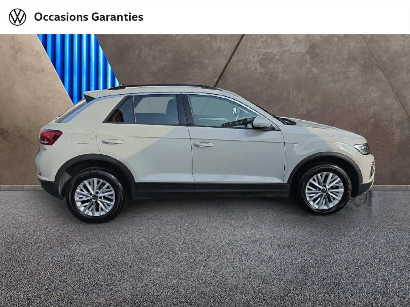 Voitures occasions VOLKSWAGEN T-ROC Life Plus Mougins