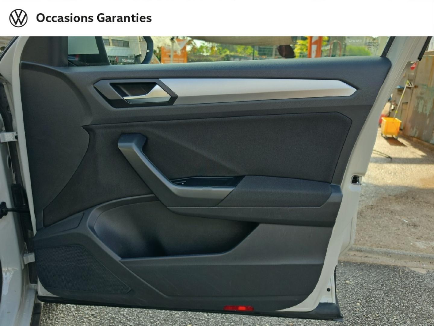 Voitures occasions VOLKSWAGEN T-ROC Life Plus Mougins