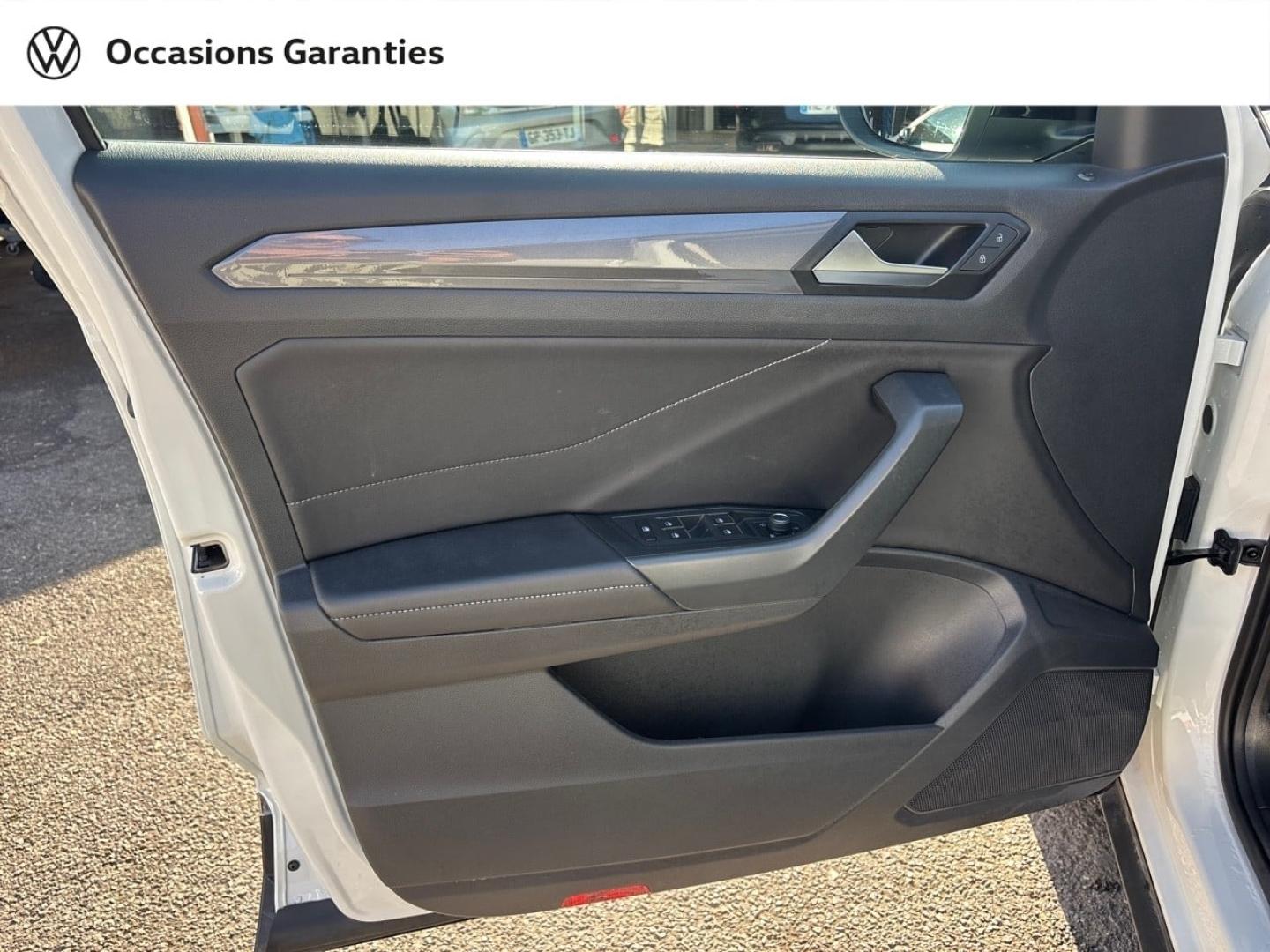 Voitures occasions VOLKSWAGEN T-ROC Style Mougins