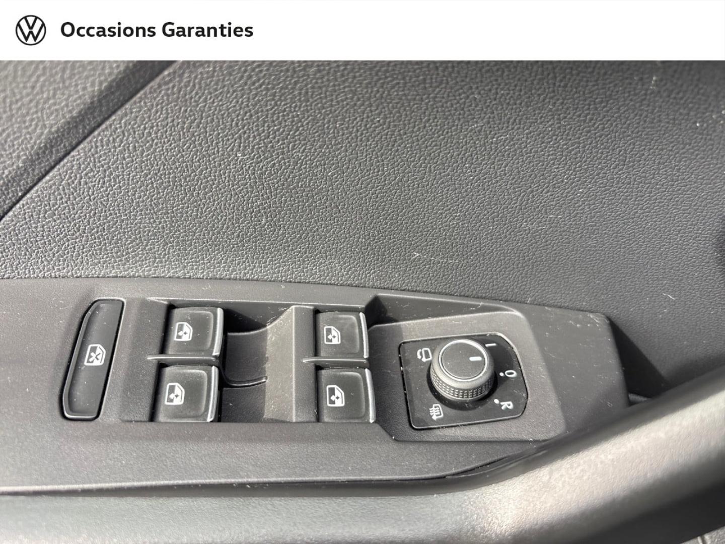 Voitures occasions VOLKSWAGEN T-CROSS R-Line Tech Mougins