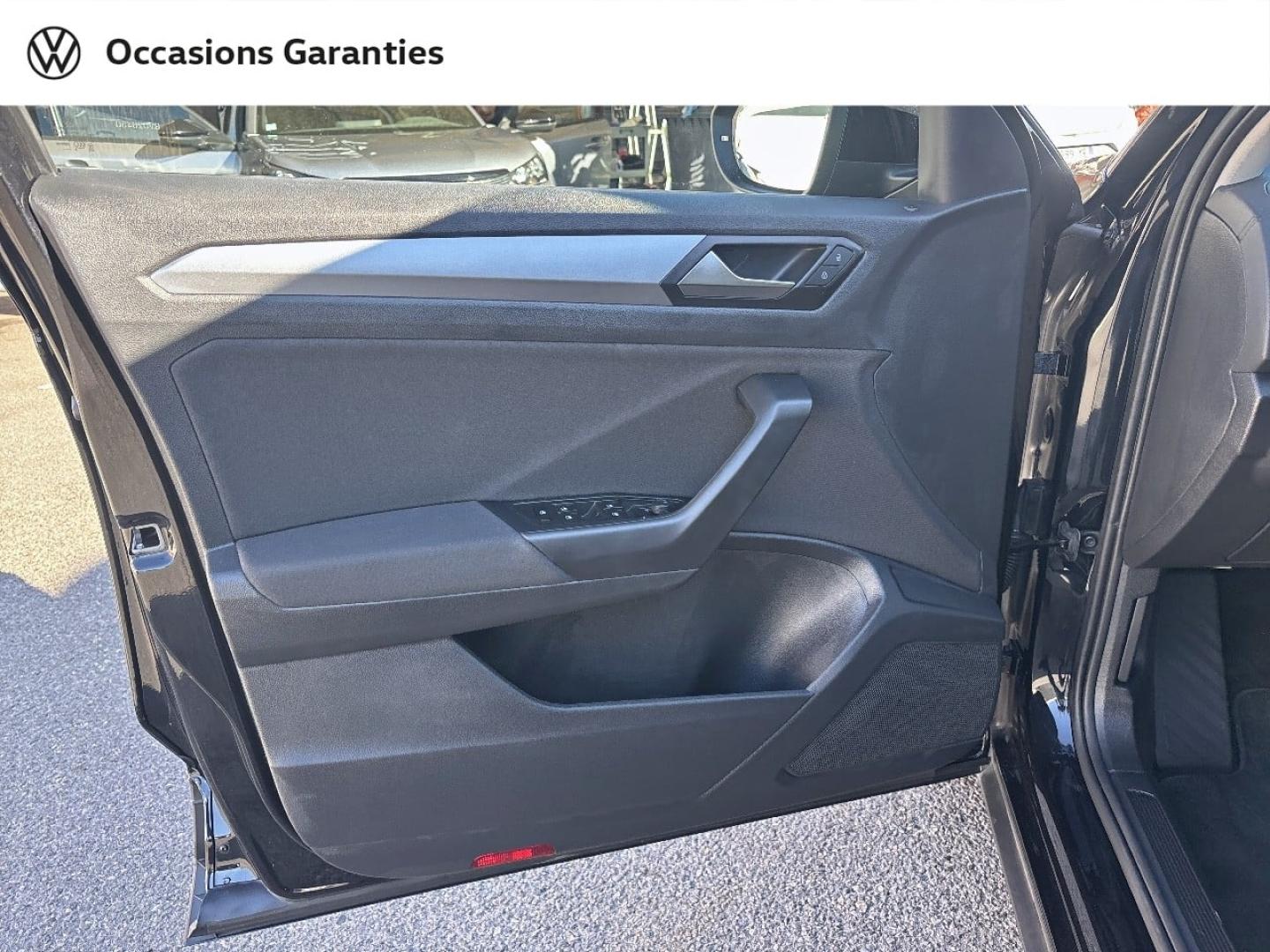 Voitures occasions VOLKSWAGEN T-ROC Life Plus Mougins
