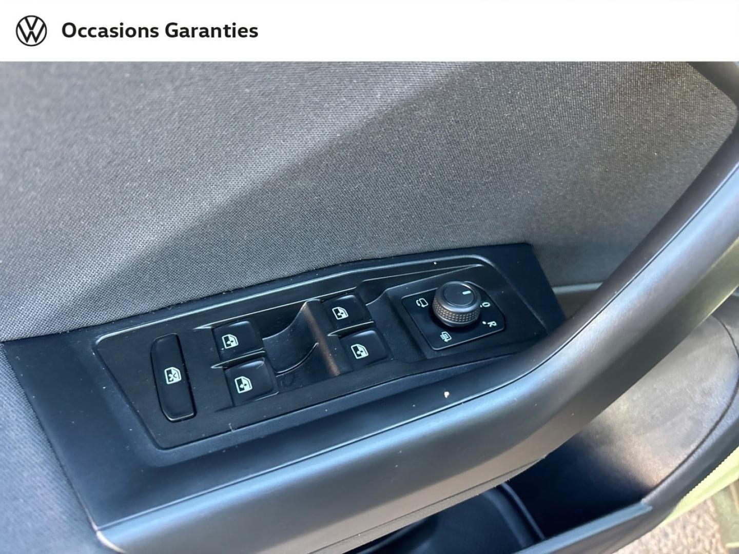 Voitures occasions VOLKSWAGEN T-ROC Life Plus Mougins