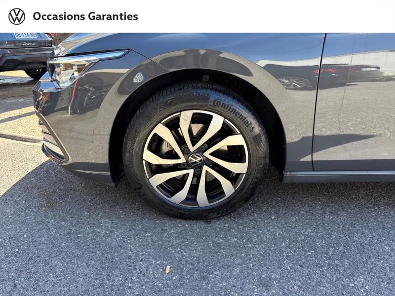 Voitures occasions VOLKSWAGEN GOLF Life Mougins