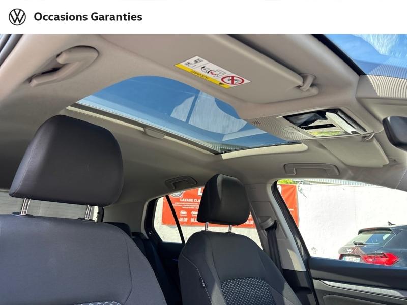 Voitures occasions VOLKSWAGEN GOLF Life Mougins