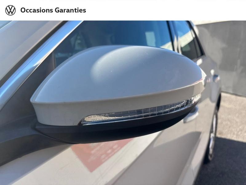 Voitures occasions VOLKSWAGEN T-ROC Base Mougins